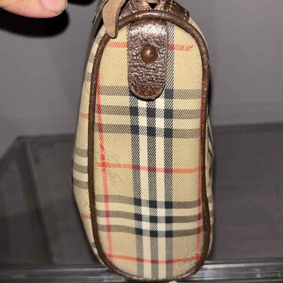 Burberry Vintage Nova Check Pouch Authentic - Picture 5 of 15